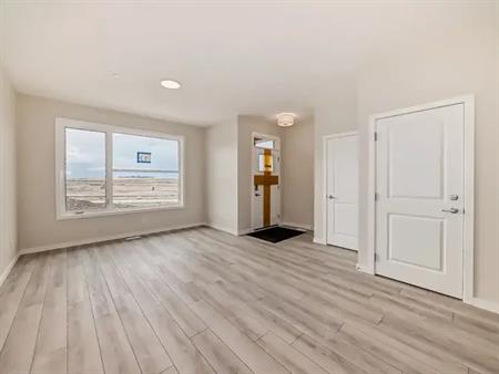 Beautiful 4-Bedroom Home in a Great Location! | Herron Rise NE, Calgary