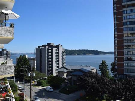 2 Bed 2 Bath Ocean View Apartment