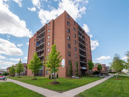 Askin Tower Apartments | 275 Askin Ave., Windsor