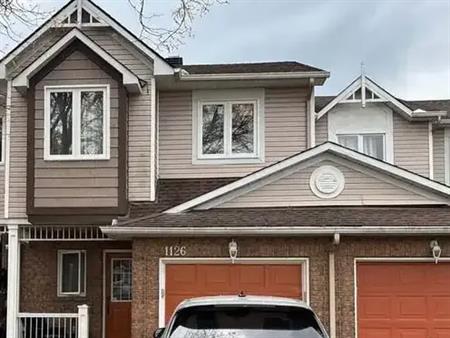 1126 Falconcrest Court | 1126 Falconcrest Court, Ottawa