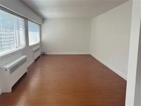 Spacious 1 Bedroom Apartment