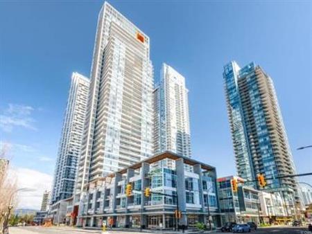 Metrotown Station Square 2 beds 2 baths apartment for rent