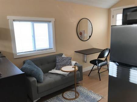 $1800 furnished studio in Kits