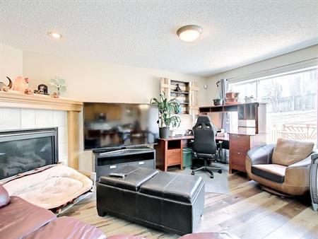 Quiet & Convinient Cul du Sac Location | 133 Panamount Court Northwest, Calgary