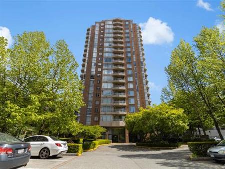 Metrotown 730 sqft one bedroom highrise