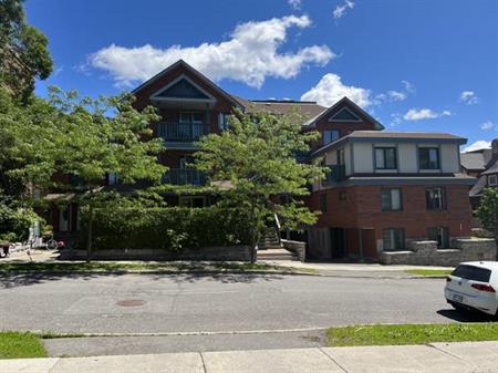 2 Bed 2 Bath Sandy Hill