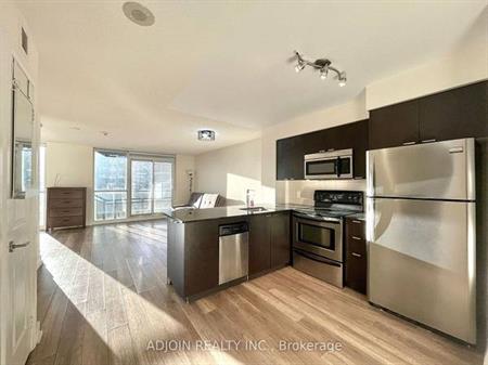 Yonge/Sheppard. Beautiful 1+1 Bedrm open concept w 2 parking spaces.,