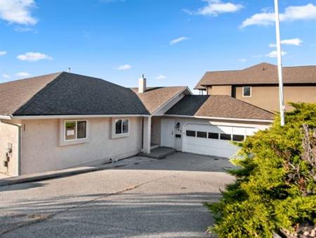 3 Bed + Flex / 3 Bath PENTICTON