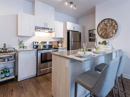 Superbe Appartements à Louer 3 1/2 (1 chambre) dans Pointe-Claire!