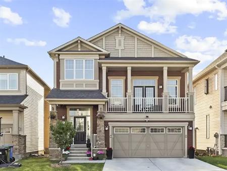 Cozy 3 BR house for family near all amenities | 121 Cityscape Gardens Northeast, Calgary