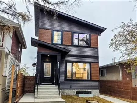 Check this amazing 3 Bedroom Main floor suite with single car garage | 9632 110 Avenue Northwest, Edmonton