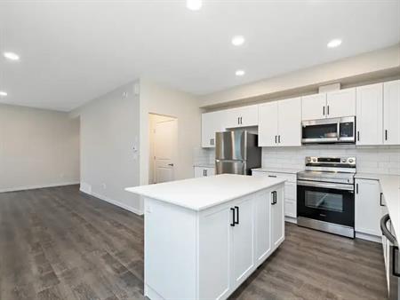 Garrison Green | 15123 25 Street NW, Edmonton