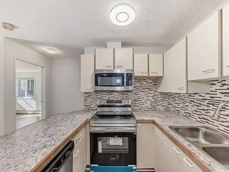 2 Bed room Condo(2812 Edenwold Heights , NW) for rent in Edgemont NW | Edenwold Heights NW, Calgary