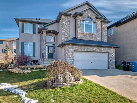 Spacious 2 Storey Home in Desirable SW Community of Signal Hill | 25 Sienna Park Link Southwest, Calgary