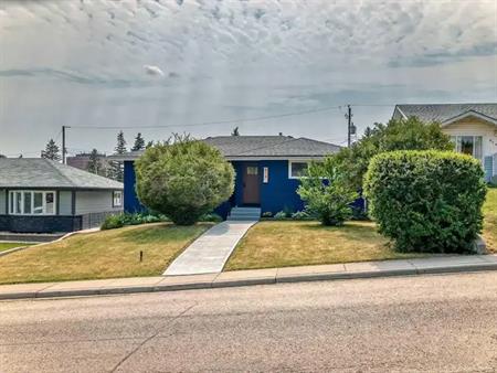 Beautifully Renovated Home with Ideal Access to Train, Schools, and City Center | 615 101 Avenue Southwest, Calgary