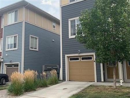 3 Bedroom 2.5 Bathroom Townhouse | 320 Marquis Lane Southeast, Calgary