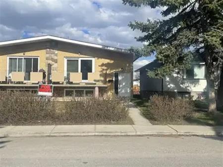 3 bedroom newly renovated upper duplex | 1 - 1132 42 Street Southwest, Calgary