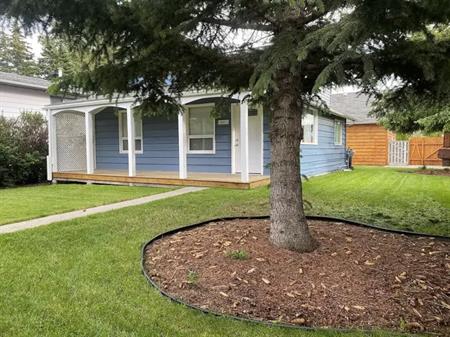 Cozy 2 Bedroom 1 Bath house | 225 Edgar Avenue Northwest, Turner Valley