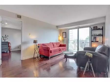 Byward Market The Strand Condo! | 429 Somerset Street West, Ottawa