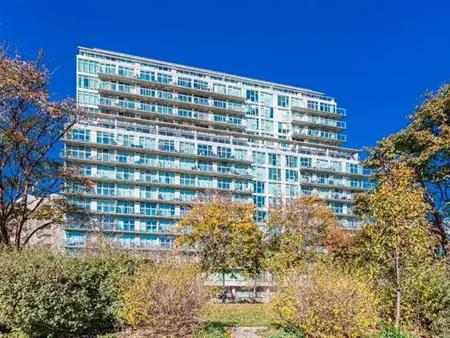 Spacious 1 Bed / 1 Bath Apartment With All Utilities Included + One Parking Spot For $2400 | 650 Queens Quay West, Toronto