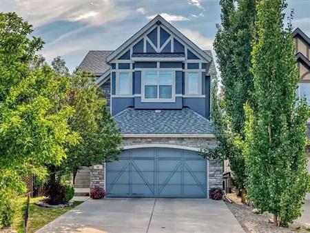 Elegant 2-Storey Walk-Out in Aspen Woods: Perfect for Families | 60 Aspen Hills Place Southwest, Calgary