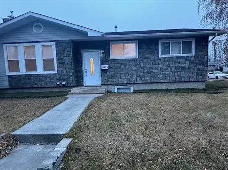 Beautiful 3 bedroom Home | 14003 62 Street Northwest, Edmonton