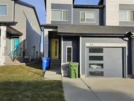 Charming Rental Home with Beautiful Garden and Access to Bow River & Fish Creek | 36 Wolf Hollow Road Southeast, Calgary