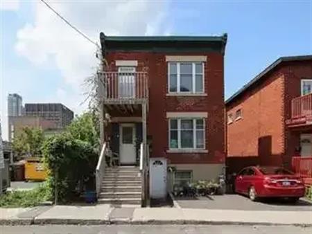 Unit 1 - 352 Bell Street South | 352 Bell Street South, Ottawa