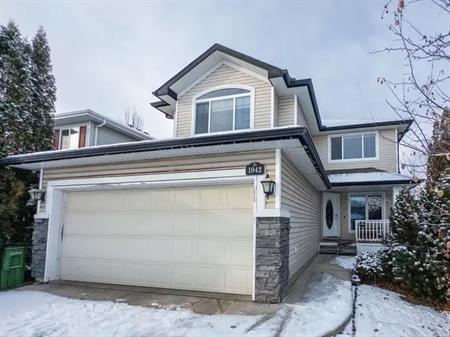 5 bedrooms + Den House with finished basement & AC & Heated Garage in Rutherford | 1042 Rutherford Place Southwest, Edmonton