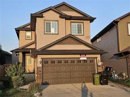 3 Bedrooms 2.5 bath with In-Law suite | Edmonton