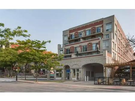 Heart of Village Square Boutique Condo! | 430 Pearl Street, Burlington