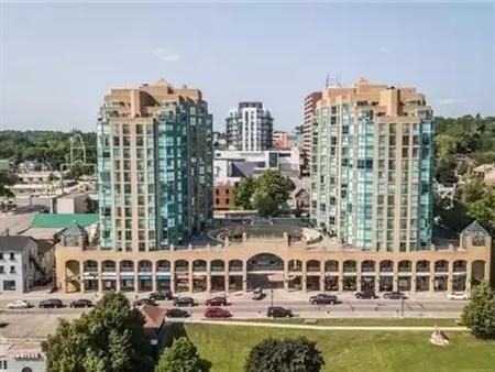 This Beauty Condo Bayshore Landing! | 140 Dunlop Street East, Barrie