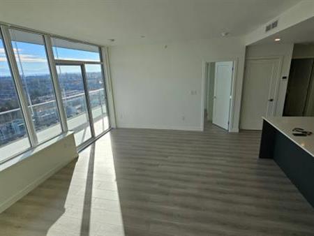 Latimer Towers - 30th Floor 2bed,2bath, 2parking