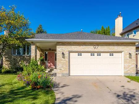 Home Rental In Lindenwoods Area! | 97 Lindenwood Drive East, Winnipeg