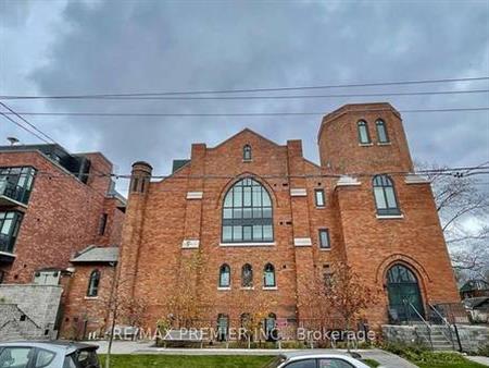 HIGHLY SOUGHT AFTER ARCH LOFTS 1 BED BOUTIQUE CONVERTED CHURCH