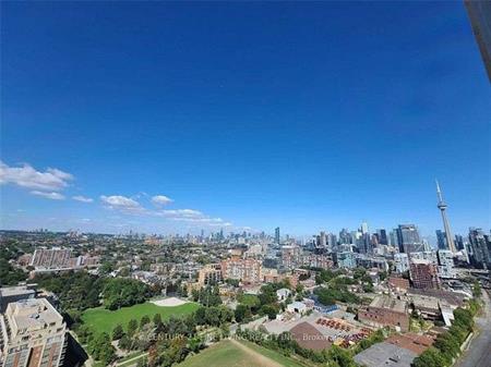 LIBERTTY VILLAGE SKYLINE VIEWS OUTDOOR POOL COZY BACHELOR CONDO