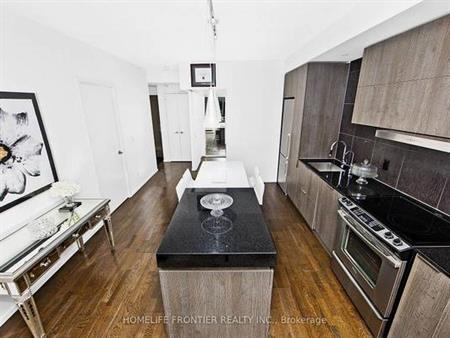 Bloor/Jarvis-Beautiful Modern 1Bdrm+Den 1Parking1 Bdrm