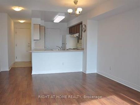 Yonge St/Hillcrest-Convenient spacious 1Bdrm 1Bath 1Parking