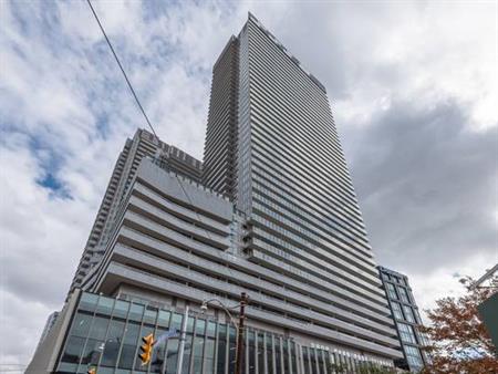 Apartment with Amazing View on Lower Jarvis