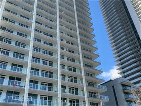 New Furnished 2 Bd 2 Bth AC Balcony Skytrain Shopping