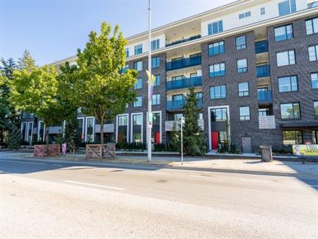 GROUND FLOOR CONDO WITH OWN STREET ENTRANCE