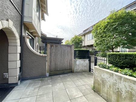 3 Bedroom + DEN Townhouse in Marpole w/ Churhill Secondary catchment