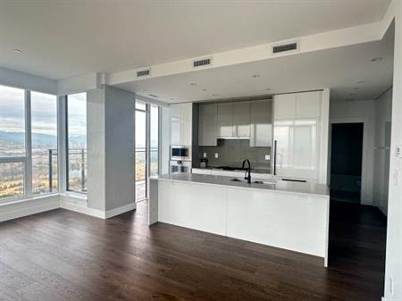 Sussex 3 Bed 3 Bath Apartment on the 39th Floor with 2 Parking Spaces