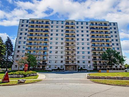 Aldershot Apartments | 950 Warwick Court, Burlington