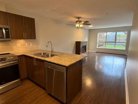 2 BEDROOM + DEN - WALNUT GROVE