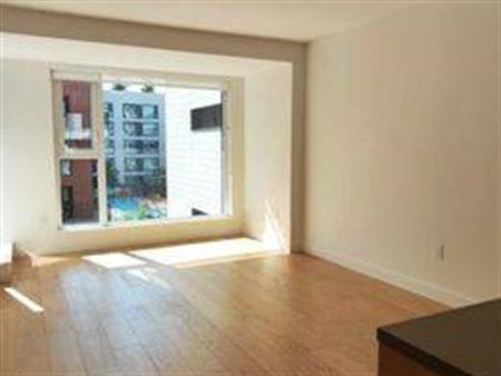 2 bed 2 bath Apartment at W 57th and Granville