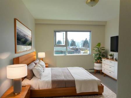 1 Bedroom / 1 Bath Available - West Vancouver (507)