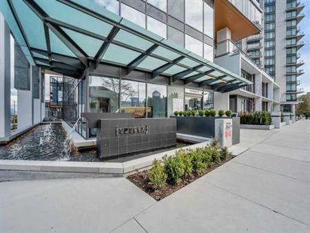 Metrotown 2 Bedroom Highrise Luxury Condo