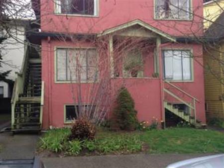 2 BR suite in Kits 4-Plex