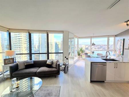 1 Bedroom 1 Bathroom 1 Den Yaletown Downtown Condo With View